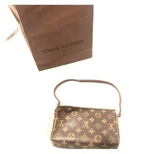 Louis Vuitton shoulder purse